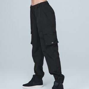 Alo Yoga It Girl Pant in black size small